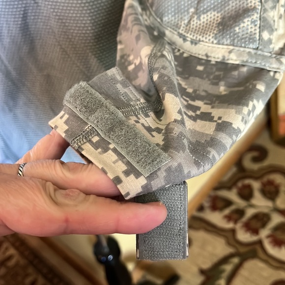 MASSIF Size Small Army ACU Camouflage  Flame Resistant Army Combat Shirt ACS NEW - Picture 10 of 14